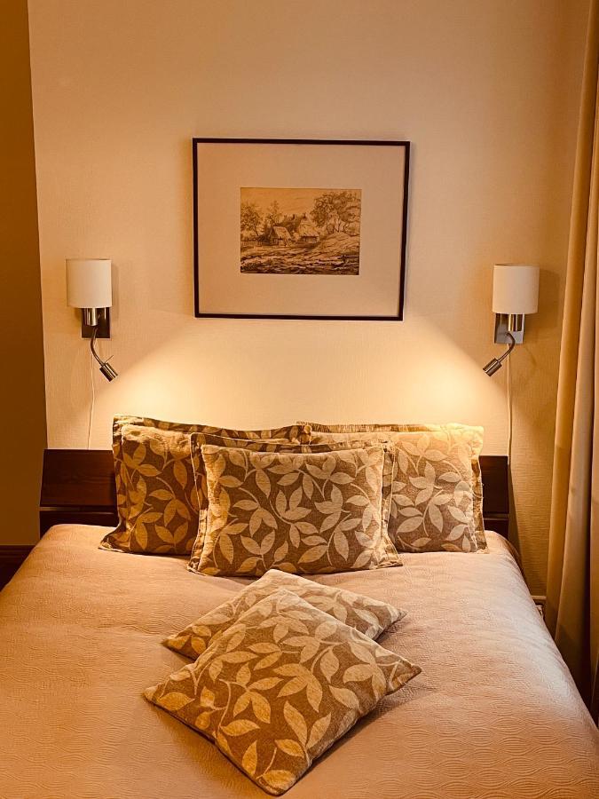 Hotel Vilhelmine Liepāja Buitenkant foto